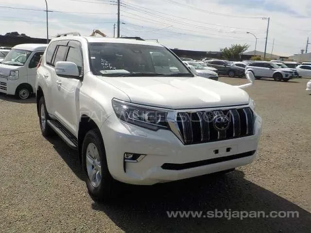 Toyota Prado 2020 for Sale in Karachi Image-1