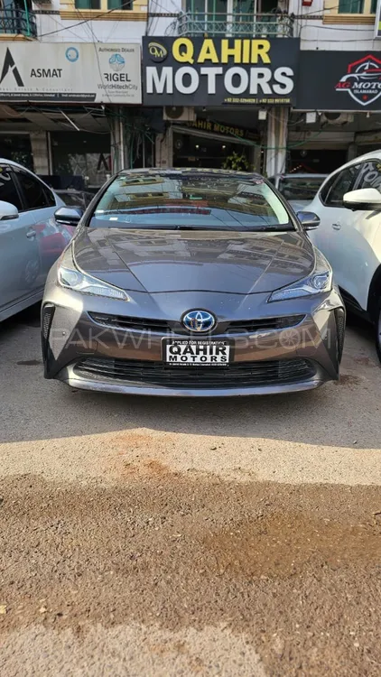 Toyota Prius 2021 for Sale in Islamabad Image-1