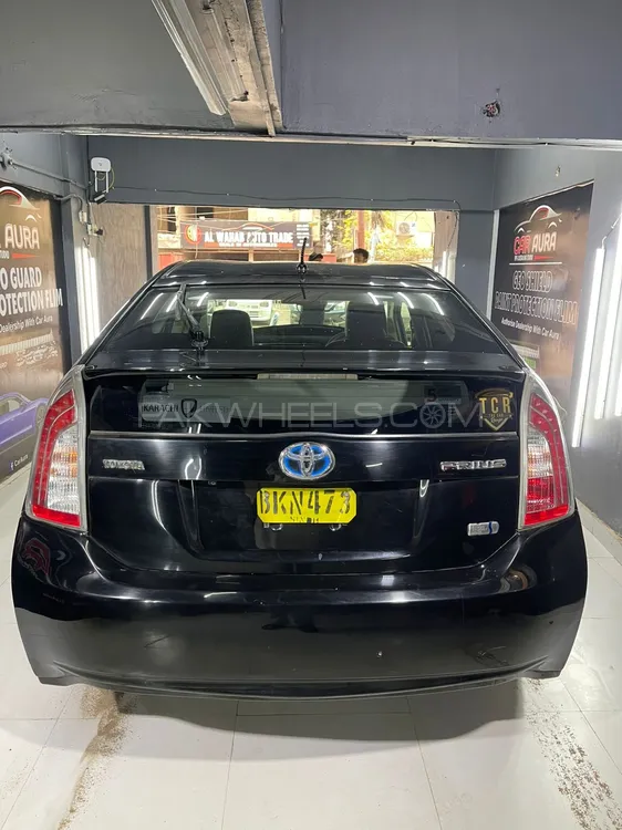 Toyota Prius 2012 for Sale in Karachi Image-1