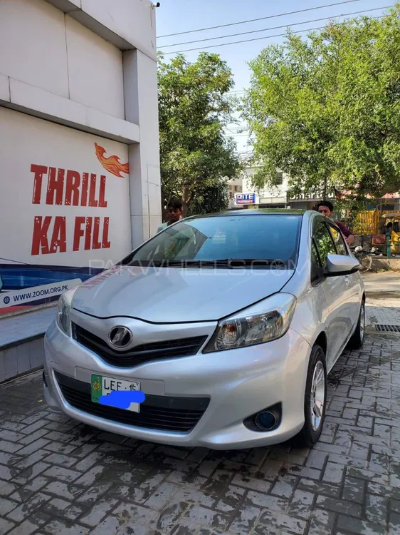 Toyota Vitz 2011 for Sale in Lahore Image-1