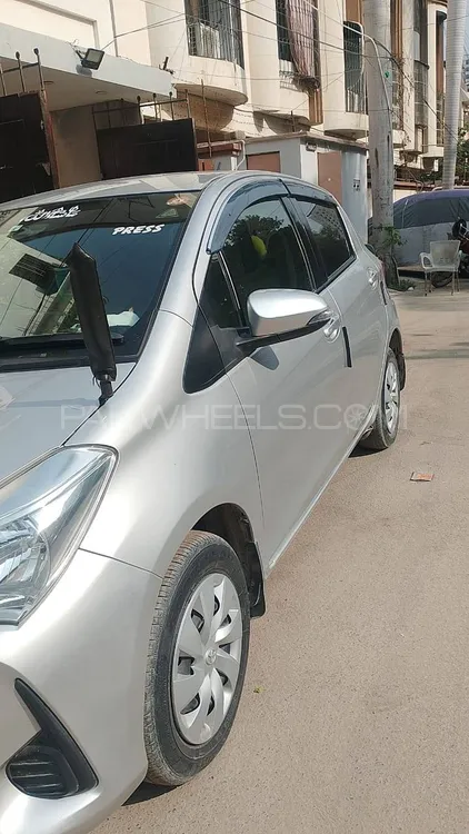 Toyota Vitz 2019 for Sale in Karachi Image-1