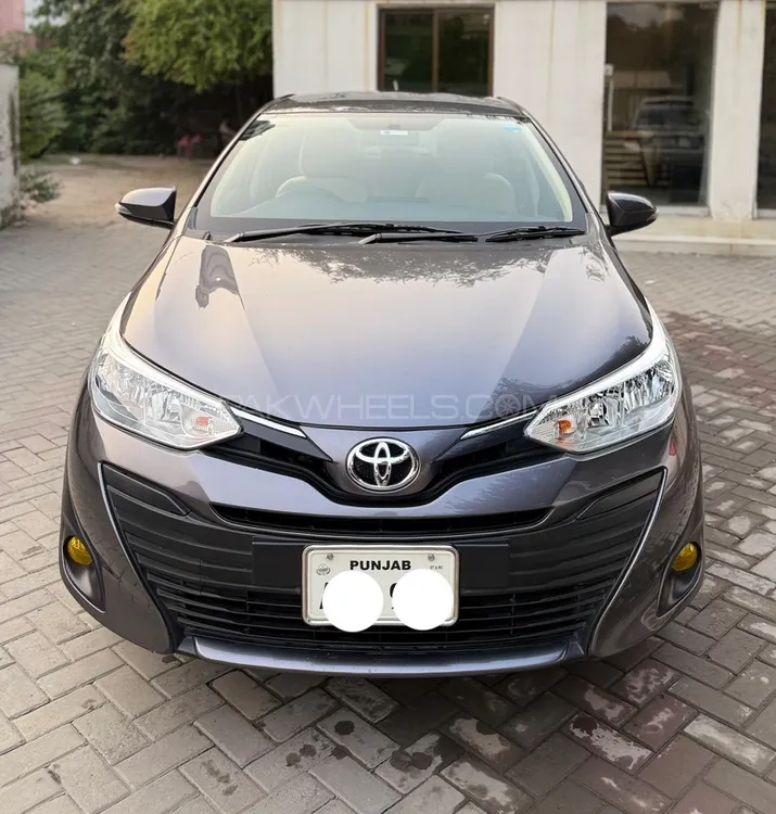 Toyota Yaris Sedan 2022 for Sale in Lahore Image-1