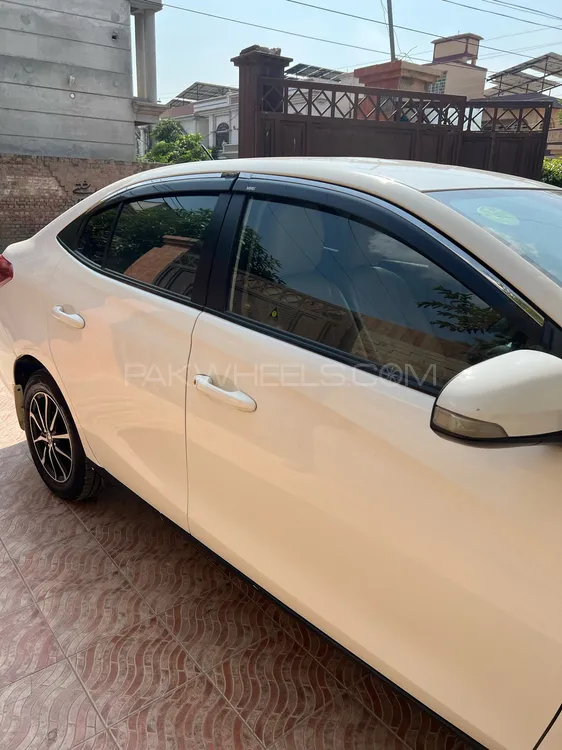 Toyota Yaris Sedan 2021 for Sale in Multan Image-1