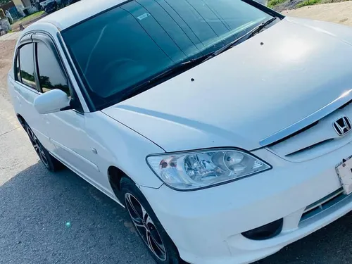 Honda Civic EXi 2005