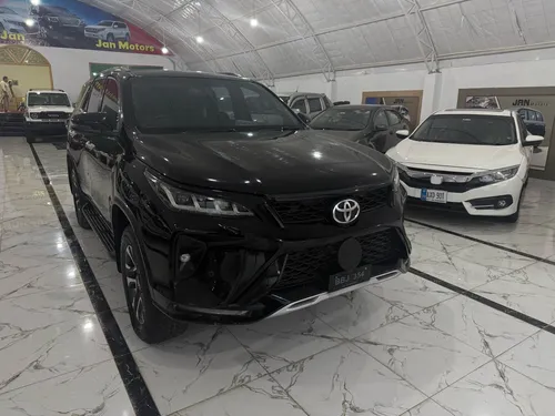 Toyota Fortuner Legender  2022