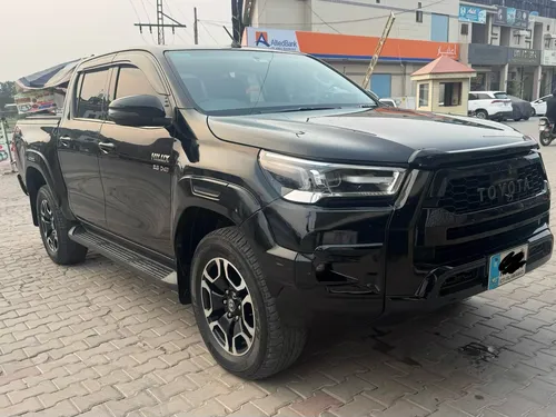 Toyota Hilux Revo V Automatic 2.8 2021