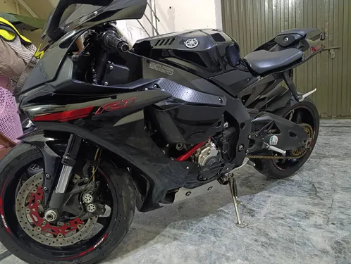 Yamaha YZF-R1 2015