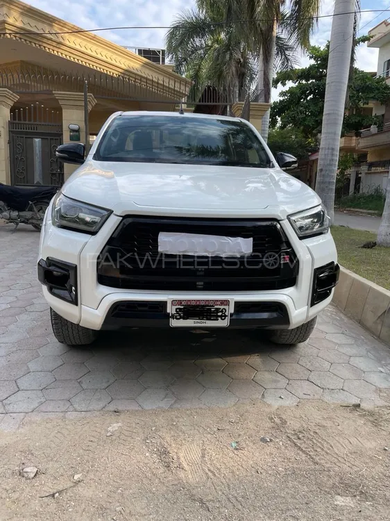 Toyota Hilux 2023 for Sale in Karachi Image-1