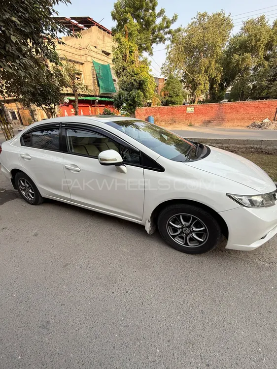 Honda Civic 2015 for Sale in Faisalabad Image-1