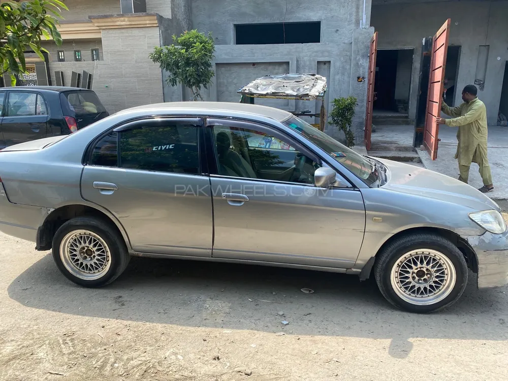 Honda Civic 2005 for Sale in Lahore Image-1