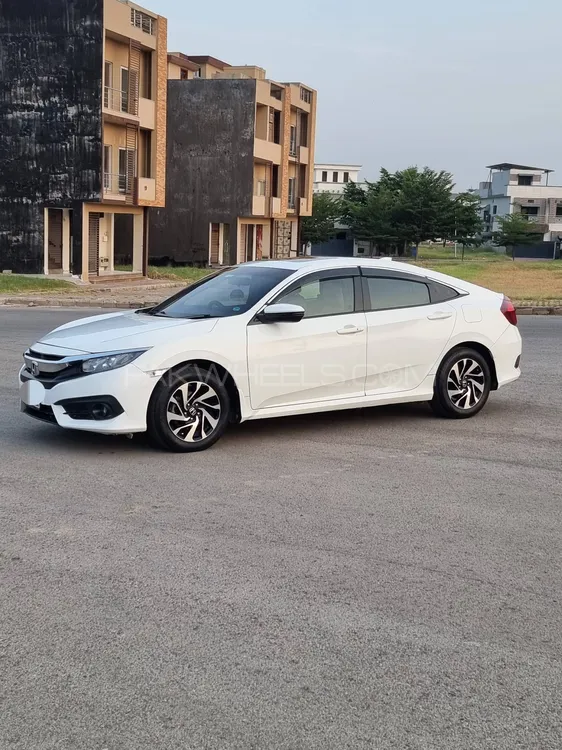 Honda Civic 2017 for Sale in Islamabad Image-1