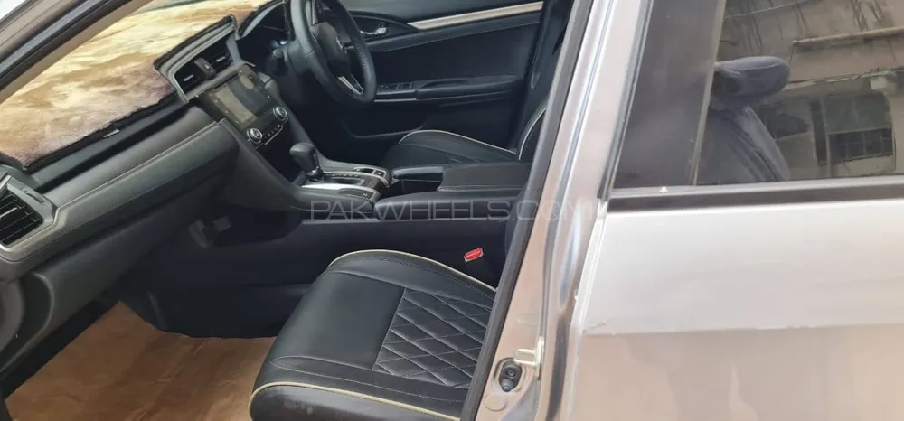 Honda Civic 2018 for Sale in Karachi Image-1