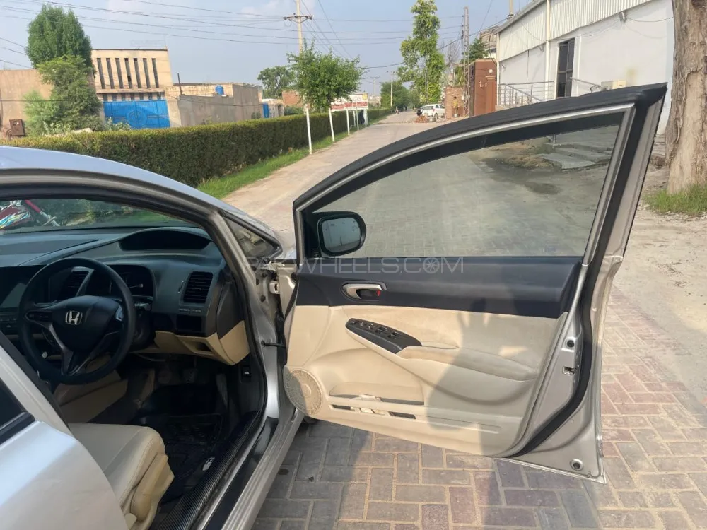 Honda Civic 2012 for Sale in Kamalia Honda Civic 2012 for Sale in Kamalia Image-3