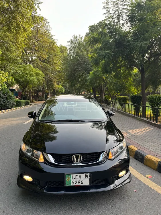 Honda Civic 2015 for Sale in Lahore Image-1