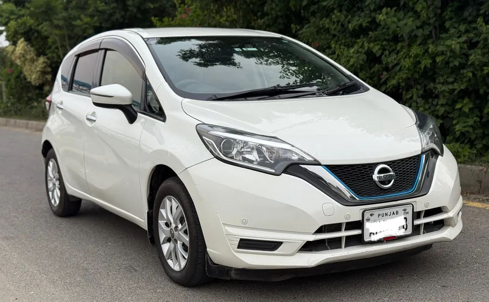 Nissan Note 2020 for Sale in Lahore Image-1