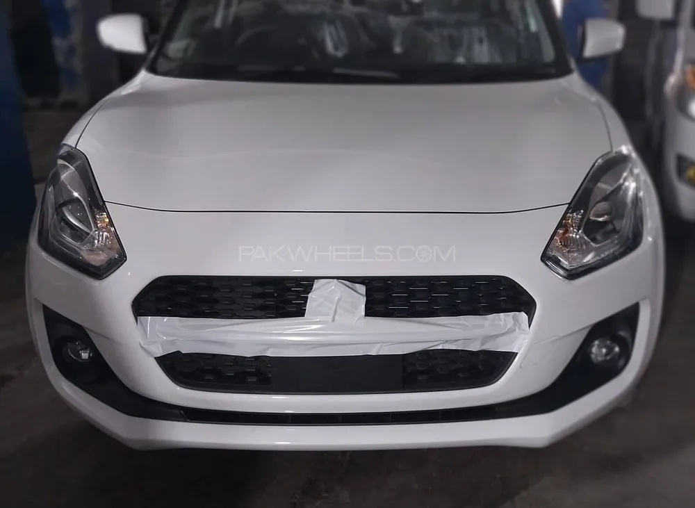 Suzuki Swift 2025 for Sale in Lahore Image-1