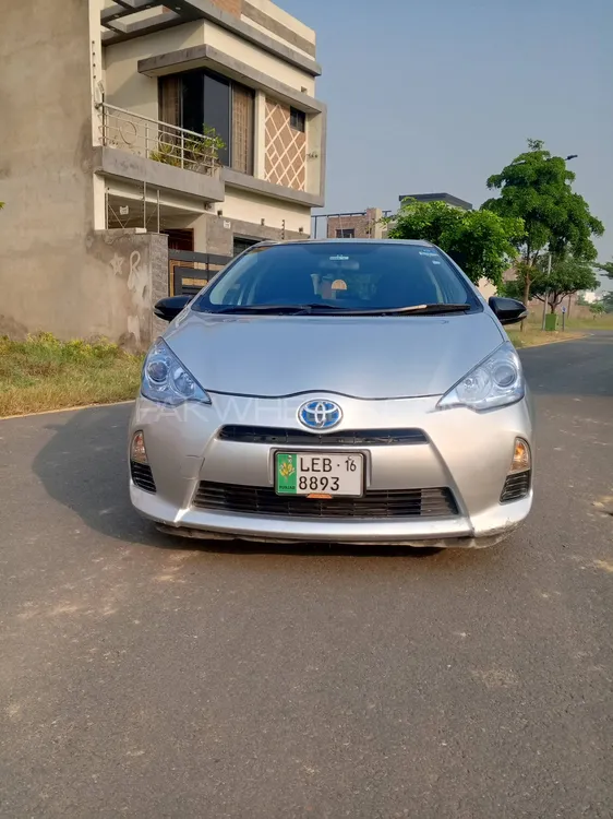 Toyota Aqua 2012 for Sale in Gujranwala Image-1