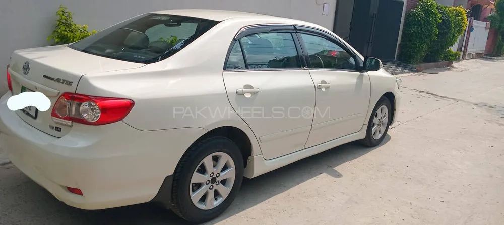 ٹویوٹا کرولا 2011 for Sale in لاہور ٹویوٹا کرولا 2011 for Sale in لاہور Image-4