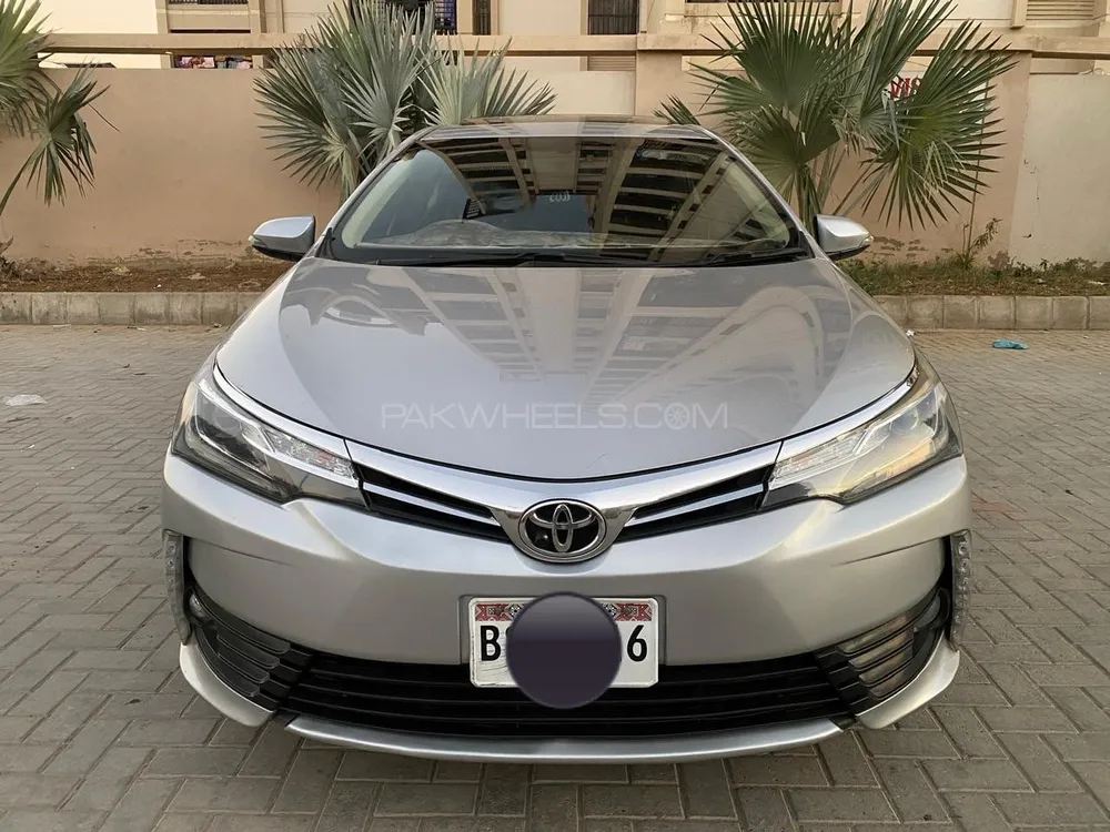 Toyota Corolla 2018 for Sale in Karachi Image-1