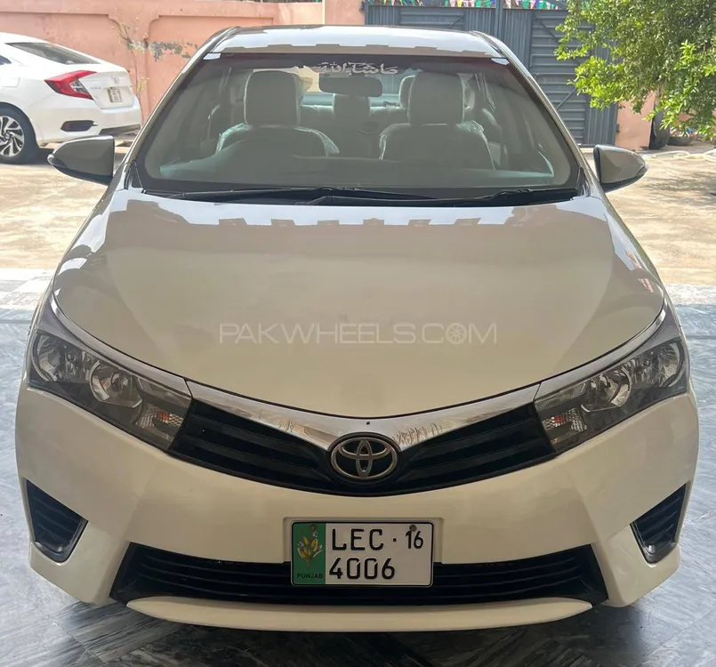 Toyota Corolla 2016 for Sale in Gujrat Image-1