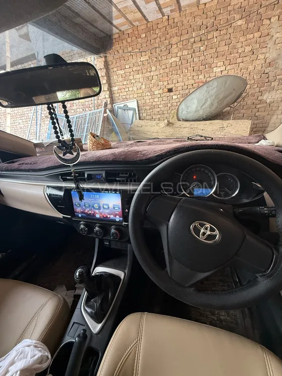Toyota Corolla 2017 for Sale in Multan Image-1
