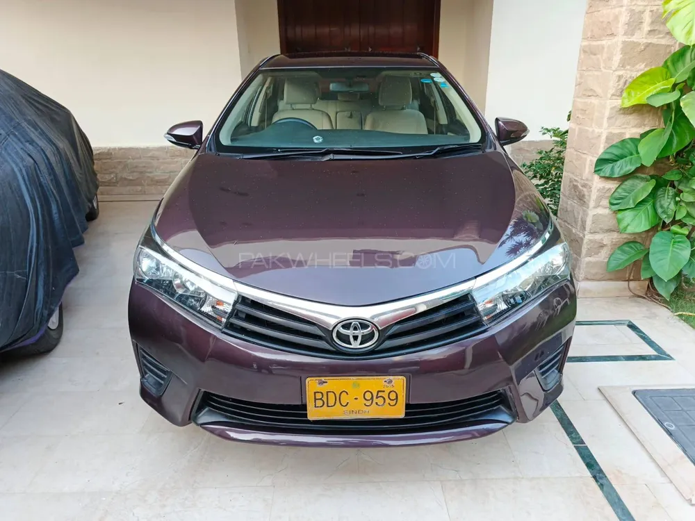 Toyota Corolla 2015 for Sale in Karachi Image-1