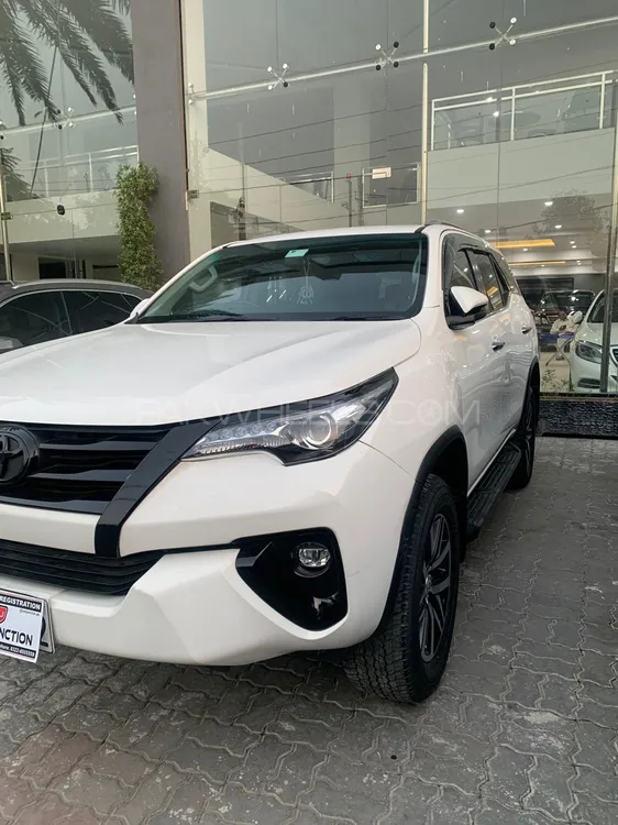 Toyota Fortuner 2020 for Sale in Lahore Toyota Fortuner 2020 for Sale in Lahore Image-2