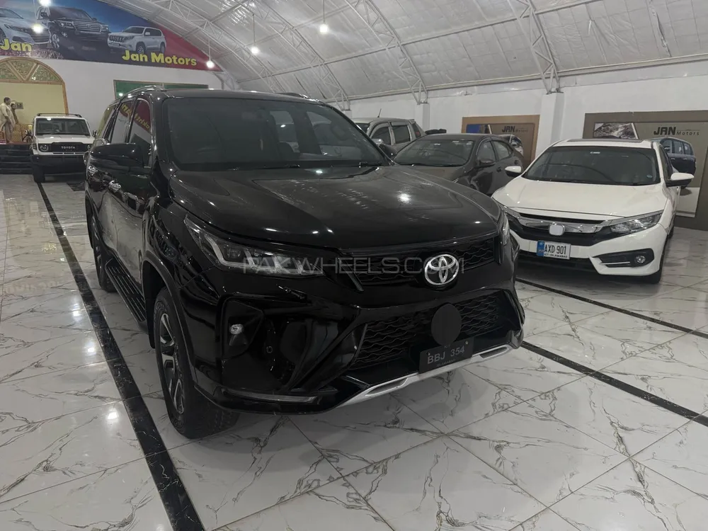 Toyota Fortuner 2022 for Sale in Peshawar Image-1
