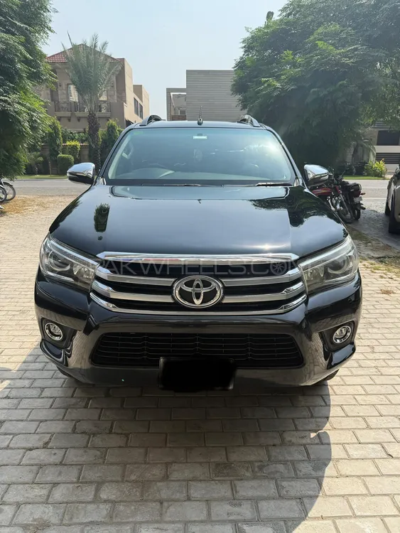 Toyota Hilux 2020 for Sale in Lahore Image-1
