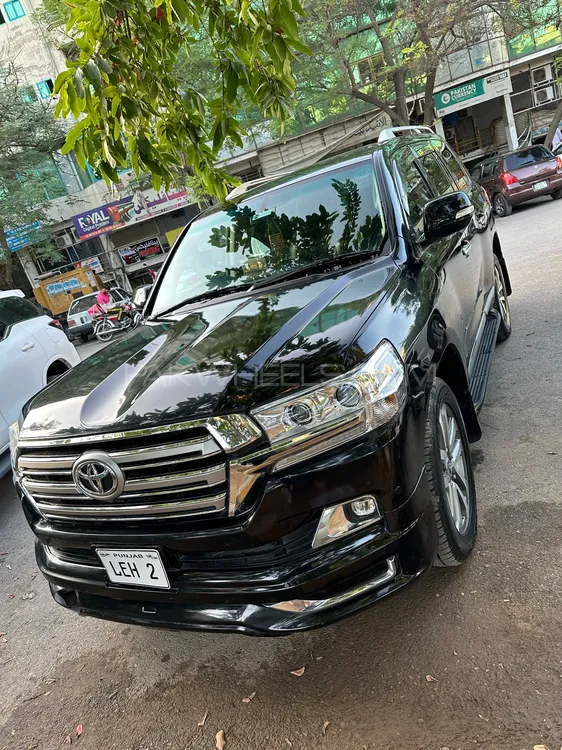 Toyota Land Cruiser 2011 for Sale in Islamabad Image-1