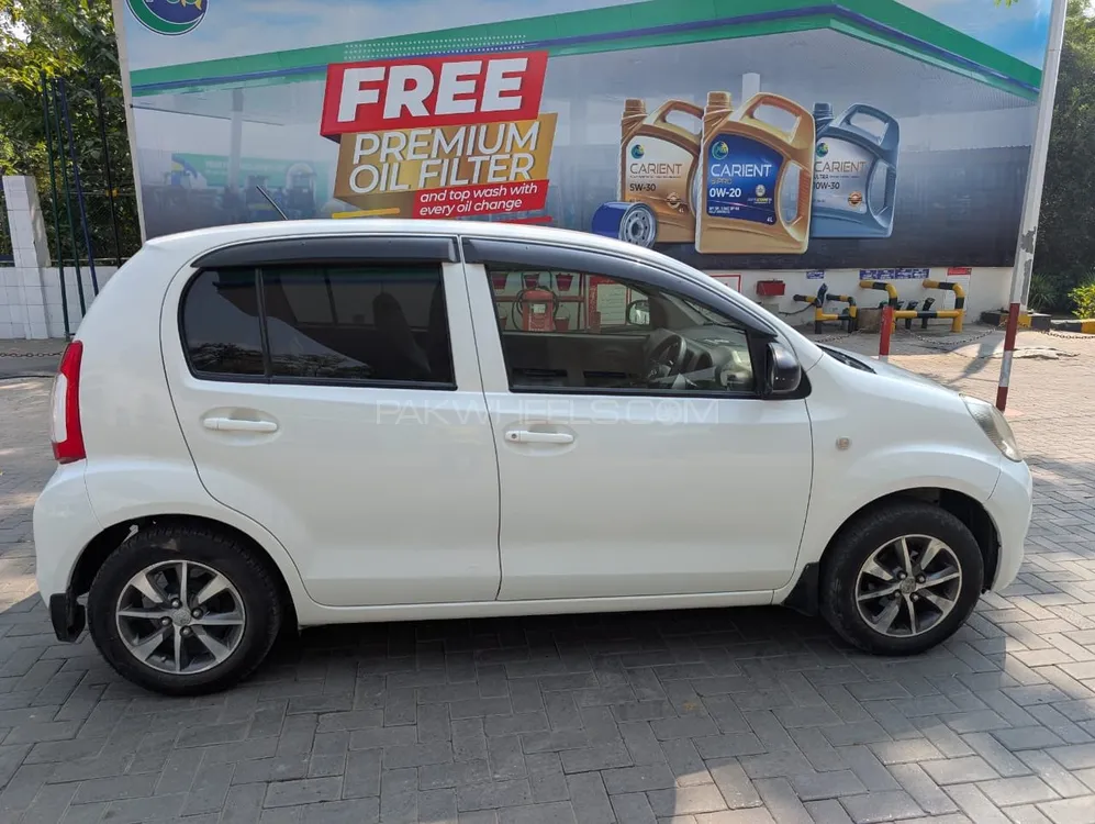 Toyota Passo 2015 for Sale in Islamabad Image-1
