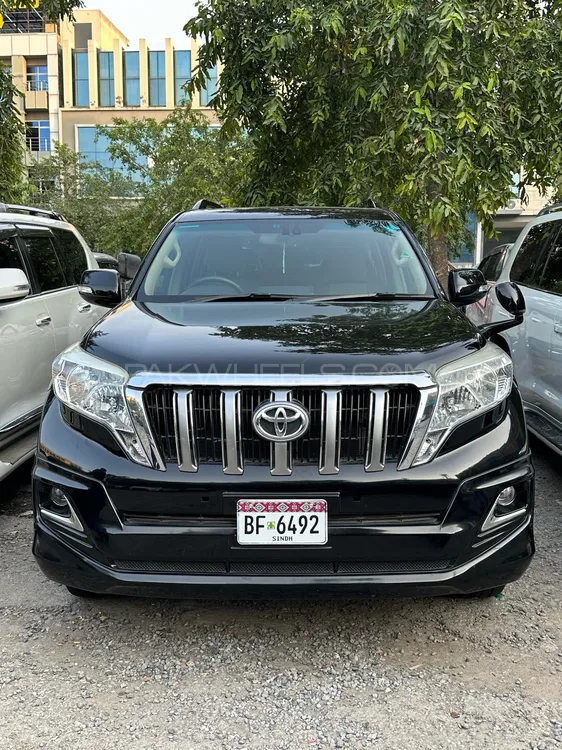 Toyota Prado 2010 for Sale in Islamabad Image-1