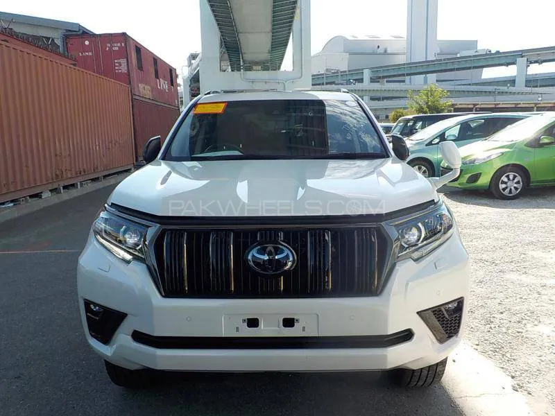 Toyota Prado 2021 for Sale in Multan Image-1