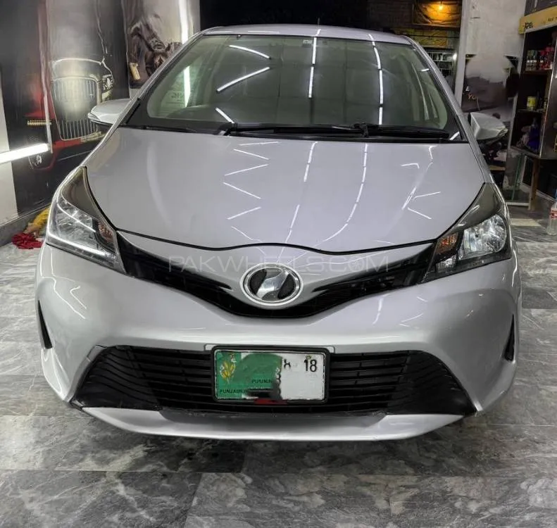 Toyota Vitz 2014 for Sale in Faisalabad Image-1