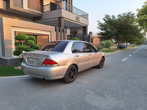 Mitsubishi Lancer GLX 1.3 2006