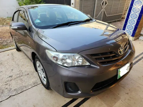 Toyota Corolla GLi 1.3 VVTi 2013
