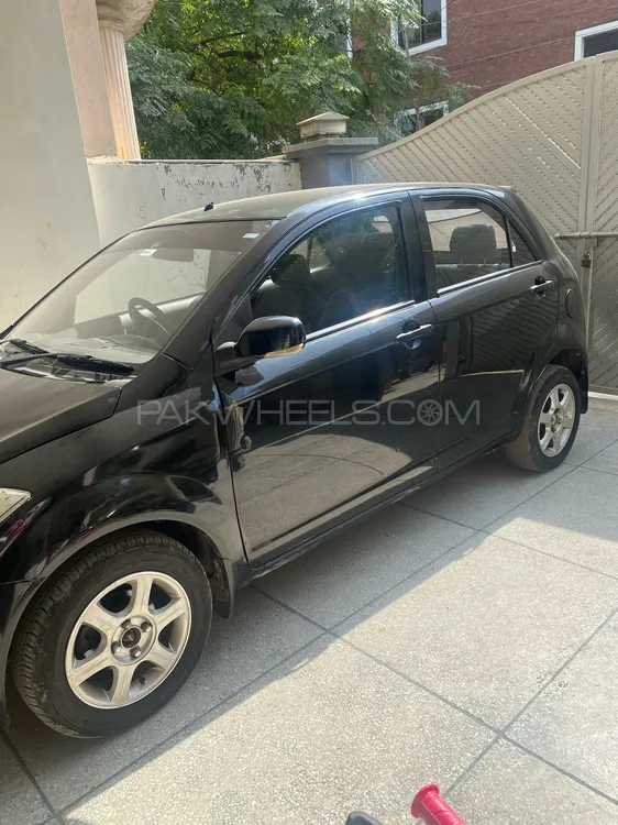 FAW V2 2015 for Sale in Lahore Image-1