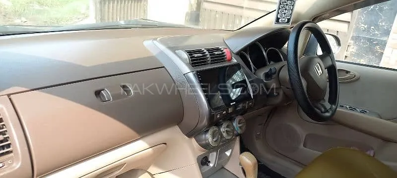 Honda City 2006 for Sale in Okara Image-1