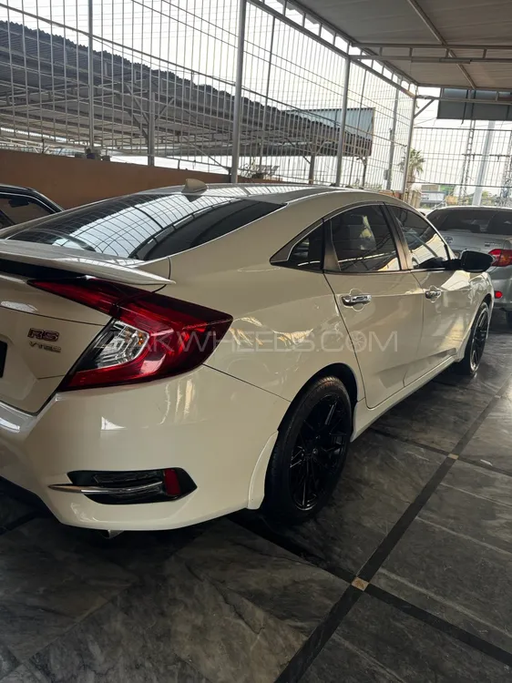 Honda Civic 2016 for Sale in Peshawar Image-1