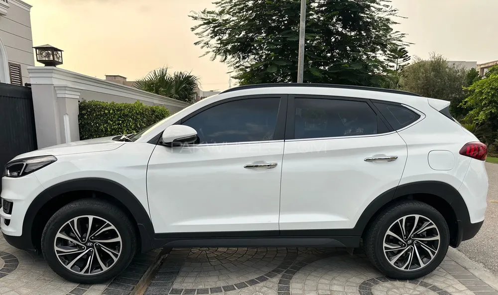 Hyundai Tucson 2023 for Sale in Lahore Image-1