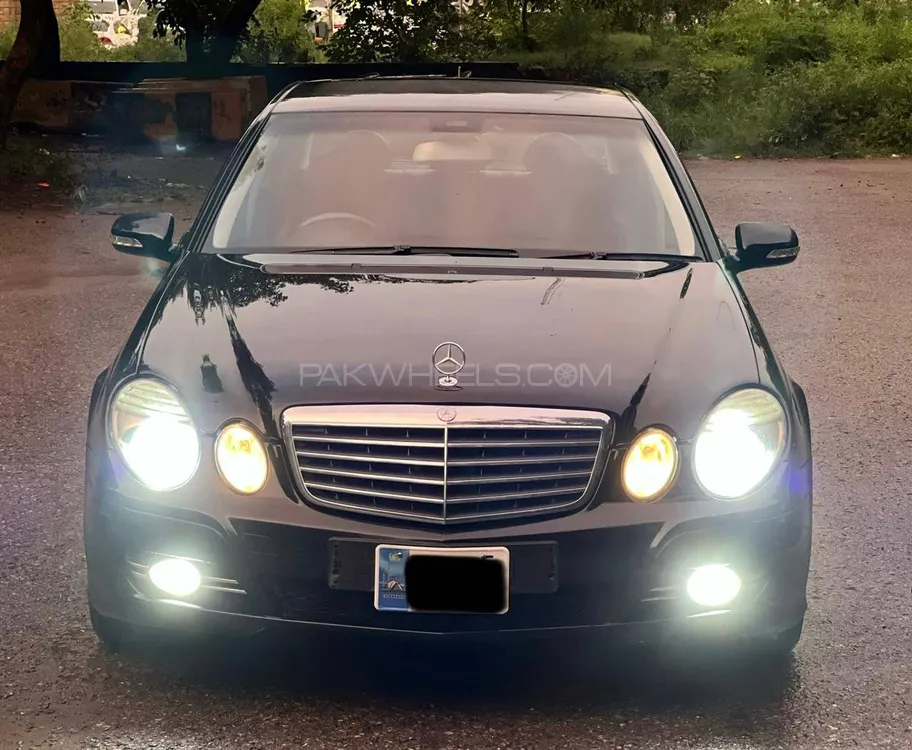 Mercedes Benz E Class 2007 for Sale in Islamabad Image-1