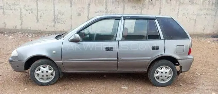 Suzuki Cultus 2013 for Sale in Hyderabad Suzuki Cultus 2013 for Sale in Hyderabad Image-3