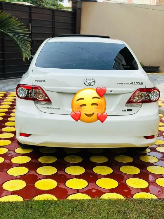 Toyota Corolla 2013 for Sale in Islamabad Image-1