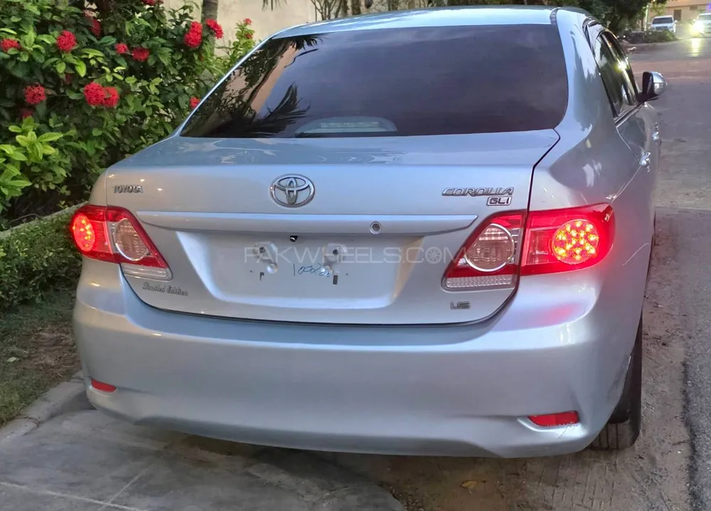 Toyota Corolla 2014 for Sale in Karachi Image-1