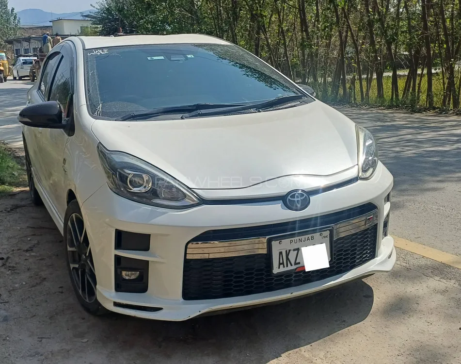 Toyota Aqua 2018 for Sale in Peshawar Image-1