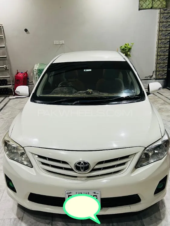 Toyota Corolla 2013 for Sale in Peshawar Image-1