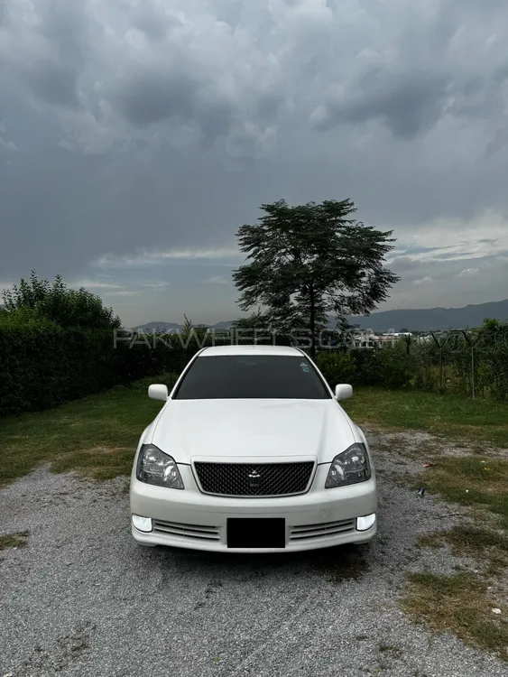 Toyota Crown 2004 for Sale in Islamabad Image-1