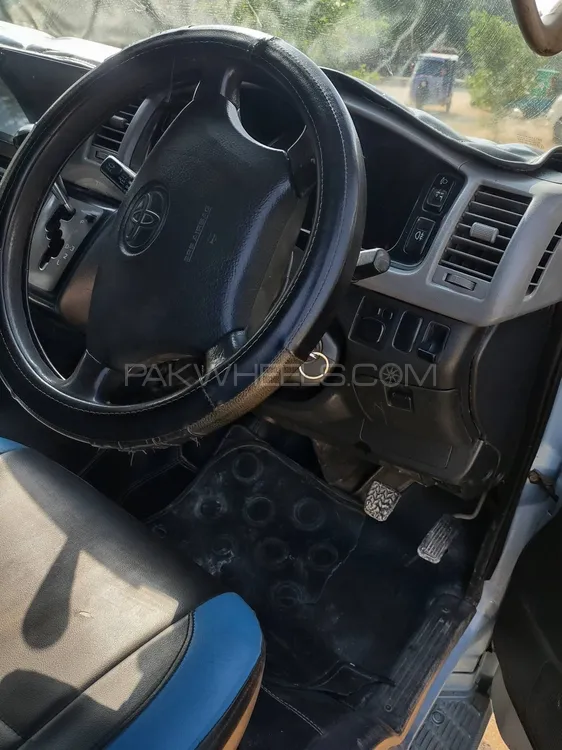 ٹویوٹا ہائی ایس 2007 for Sale in کراچی ٹویوٹا ہائی ایس 2007 for Sale in کراچی Image-3