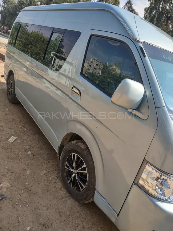 ٹویوٹا ہائی ایس 2007 for Sale in کراچی ٹویوٹا ہائی ایس 2007 for Sale in کراچی Image-11