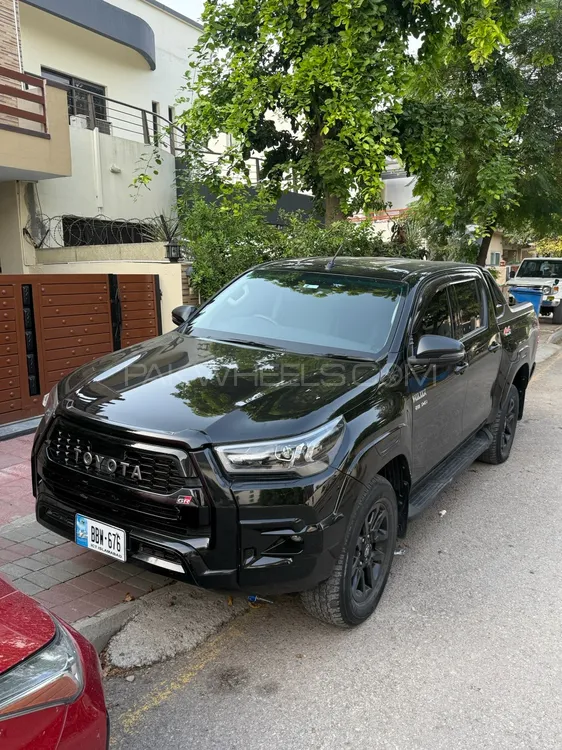 Toyota Hilux 2023 for Sale in Islamabad Image-1